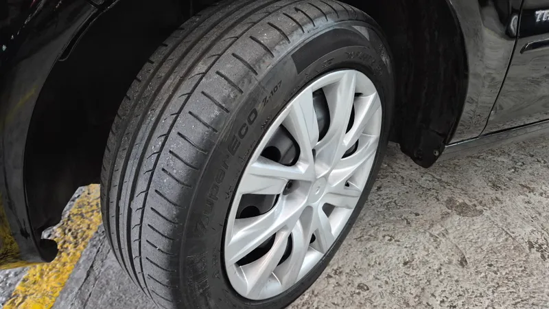 Volkswagen Fox Preto