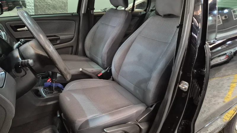 Volkswagen Fox Preto