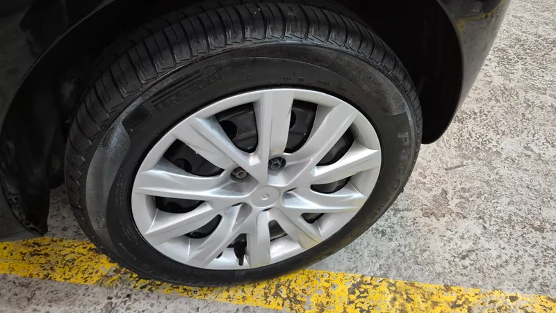 Volkswagen Fox Preto