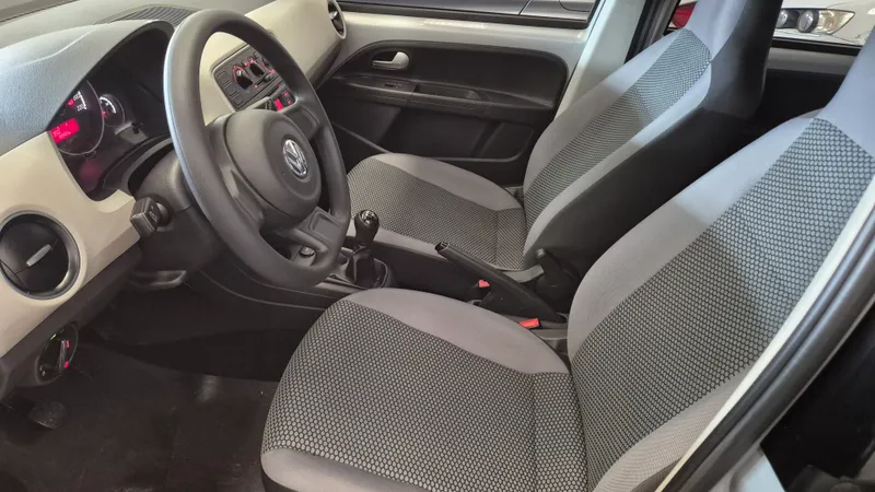 Volkswagen Up! Prata