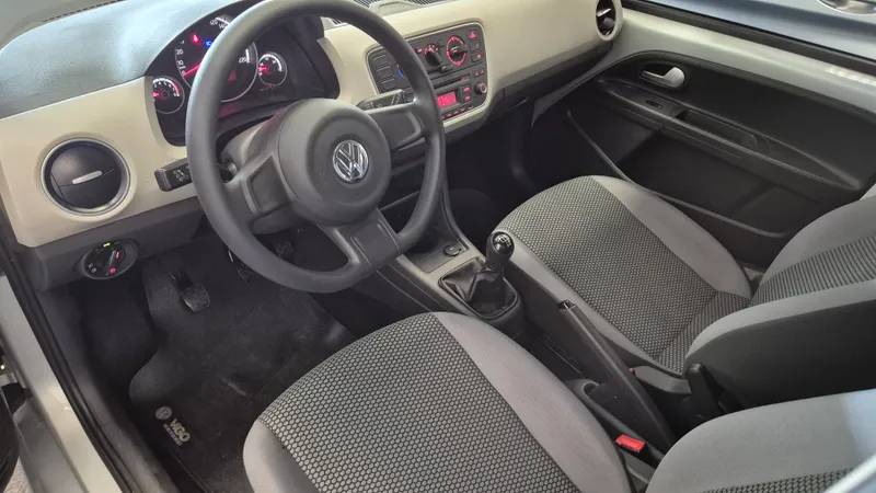 Volkswagen Up! Prata