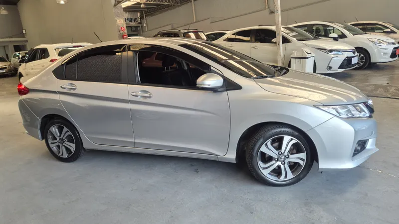 Honda City Prata