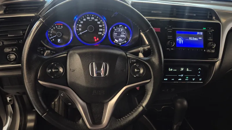 Honda City Prata