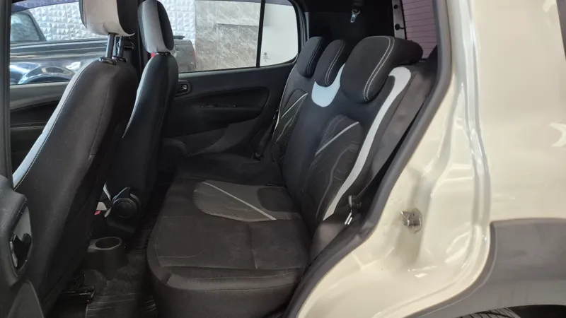 Fiat Uno Branco