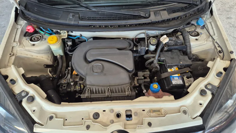 Fiat Uno Branco