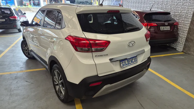 Hyundai Creta Branco