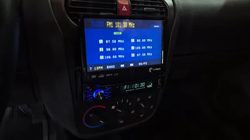 Chevrolet Corsa Hatch Preto