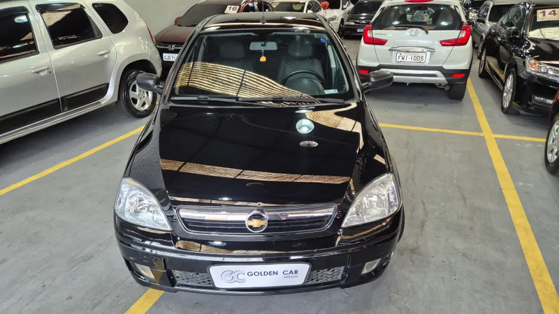 Chevrolet Corsa Hatch Preto
