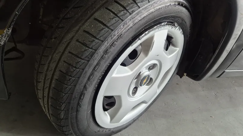 Chevrolet Corsa Hatch Preto