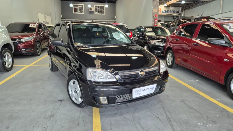 Chevrolet Corsa Hatch Preto