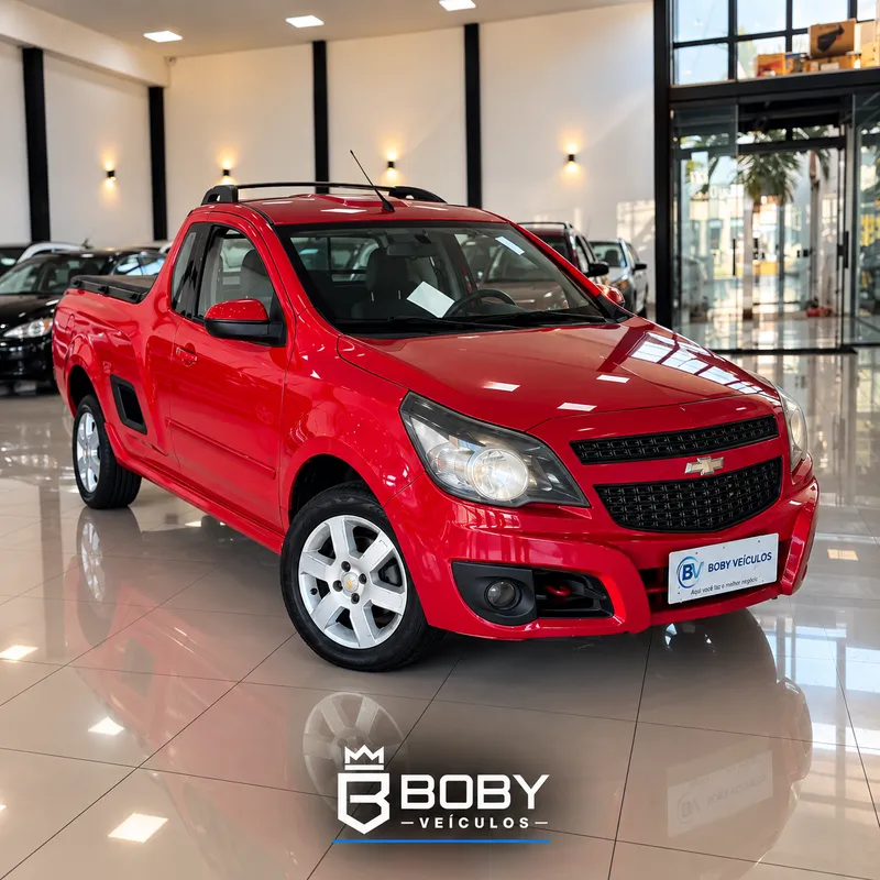 Chevrolet Montana Vermelho