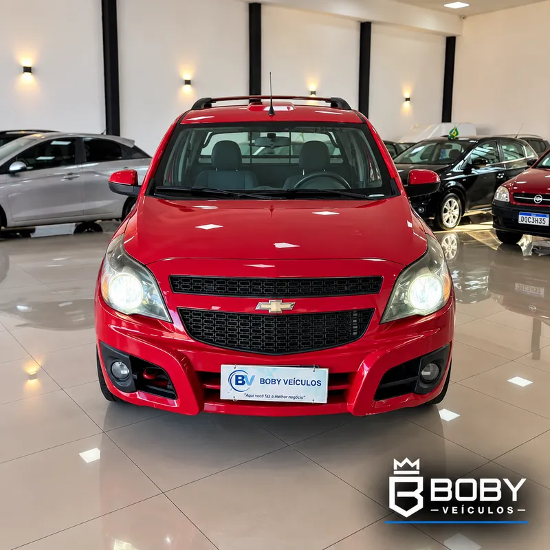 Chevrolet Montana Vermelho