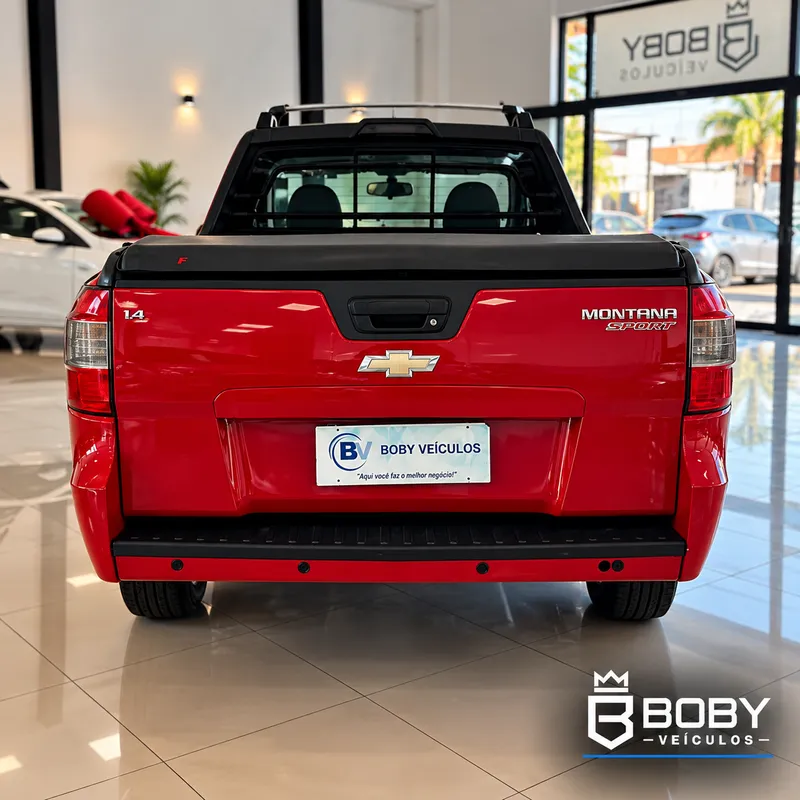 Chevrolet Montana Vermelho