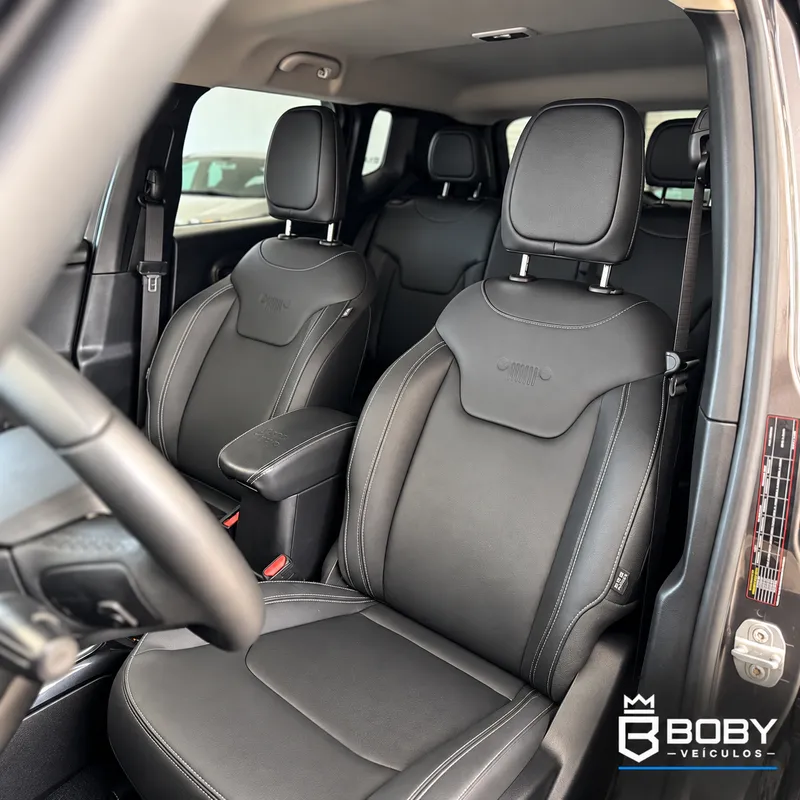 Jeep Renegade Cinza