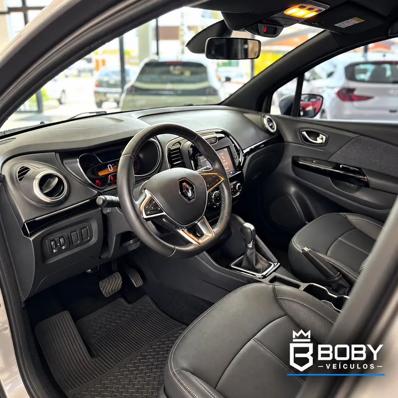Renault Captur Prata