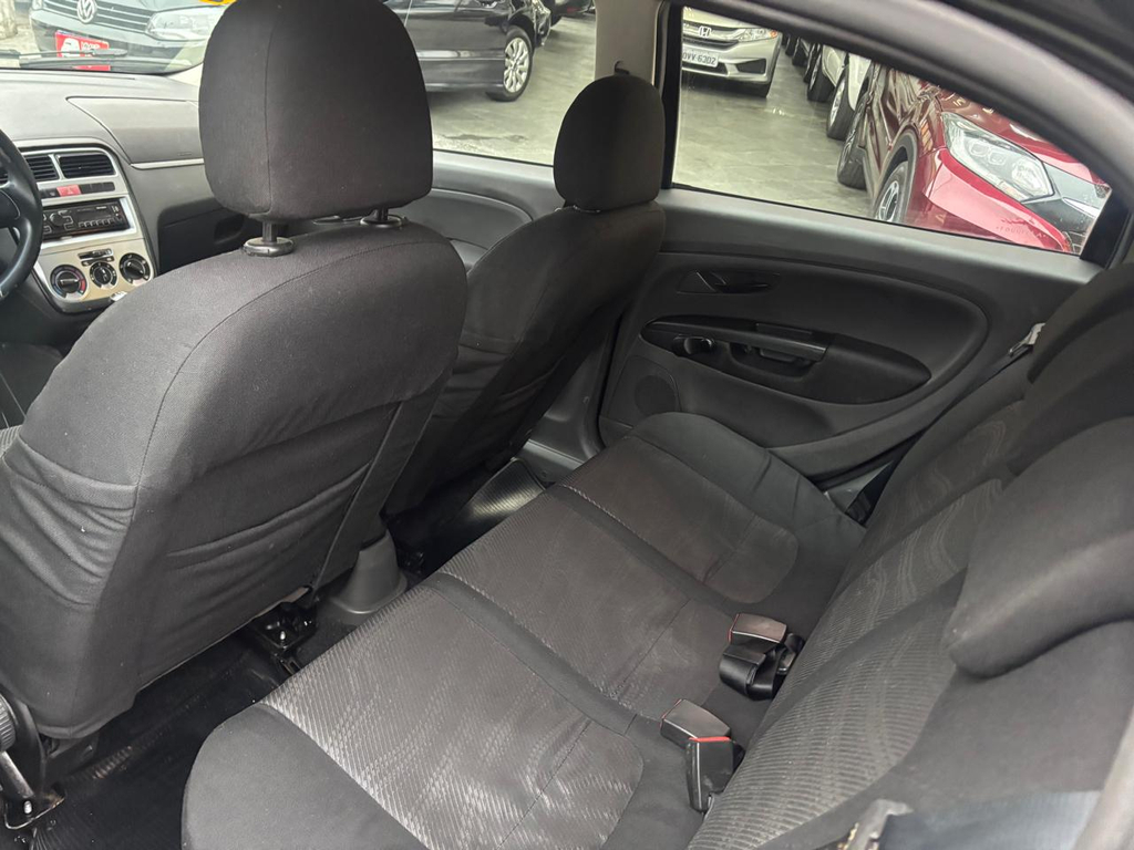 Fiat Punto Preto