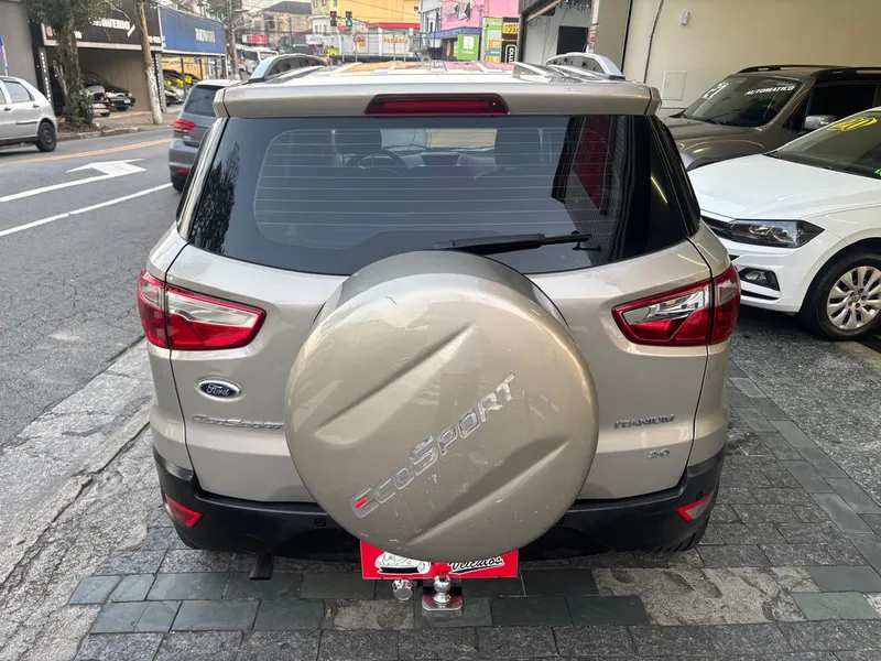 Ford EcoSport Prata