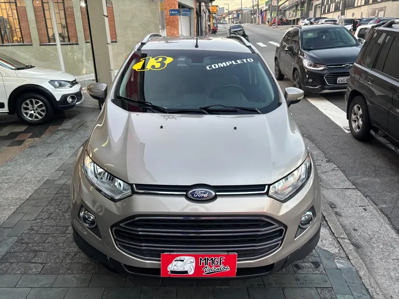 Ford EcoSport Prata