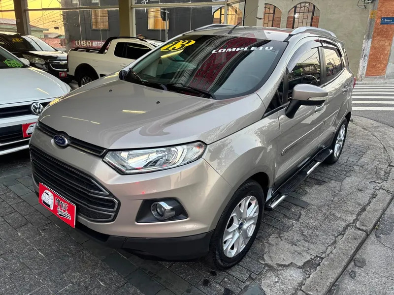 Ford EcoSport Prata