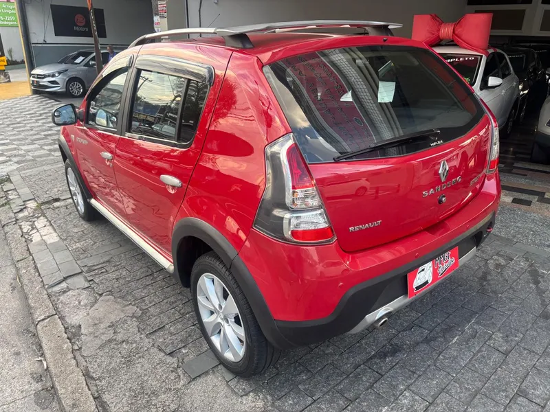 Renault Sandero Stepway Vermelho