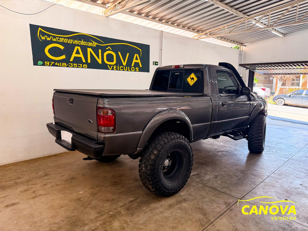 Ford Ranger  (Cabine Simples) Cinza