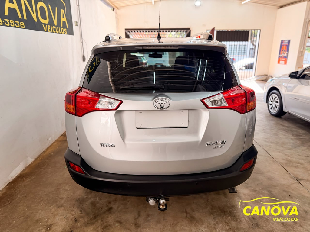 Toyota RAV4 Prata
