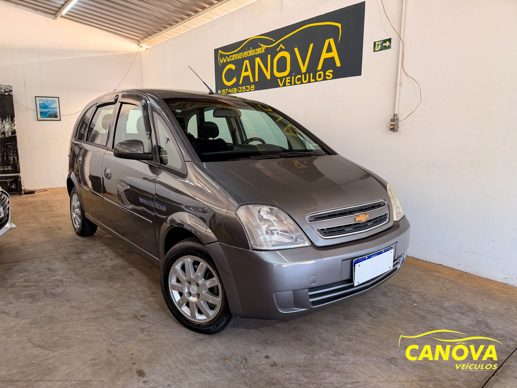 Chevrolet Meriva Cinza
