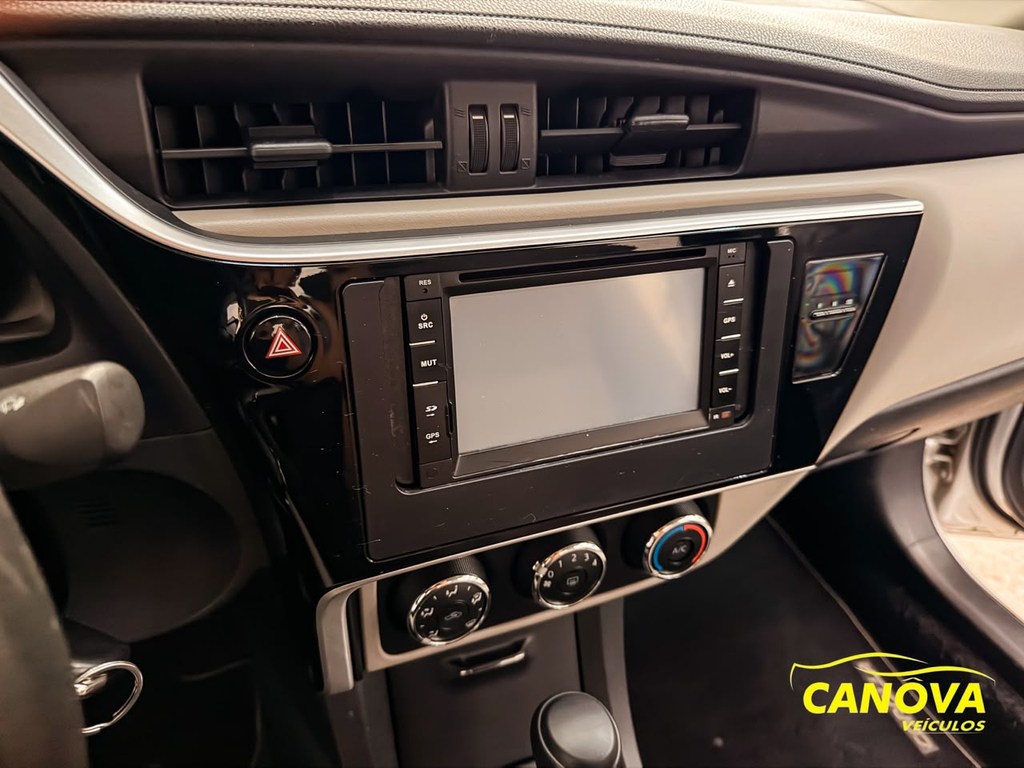 Toyota Corolla Prata