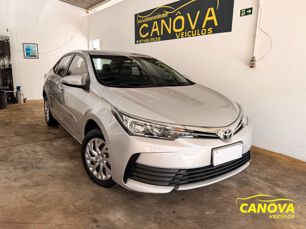 Toyota Corolla Prata
