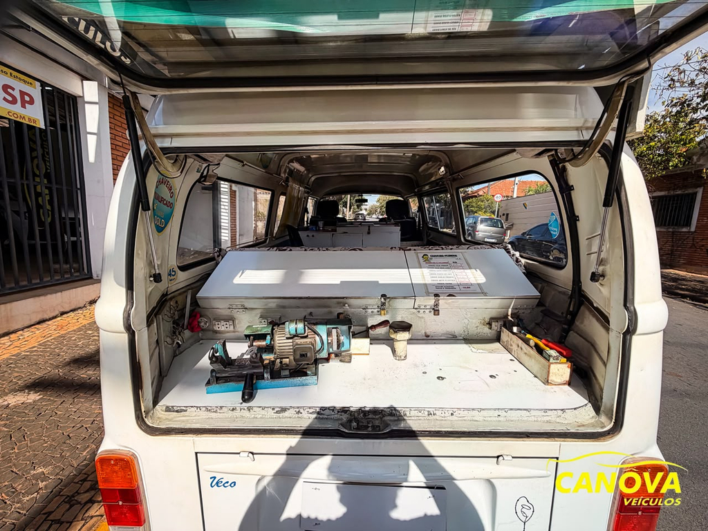 Volkswagen Kombi Branco