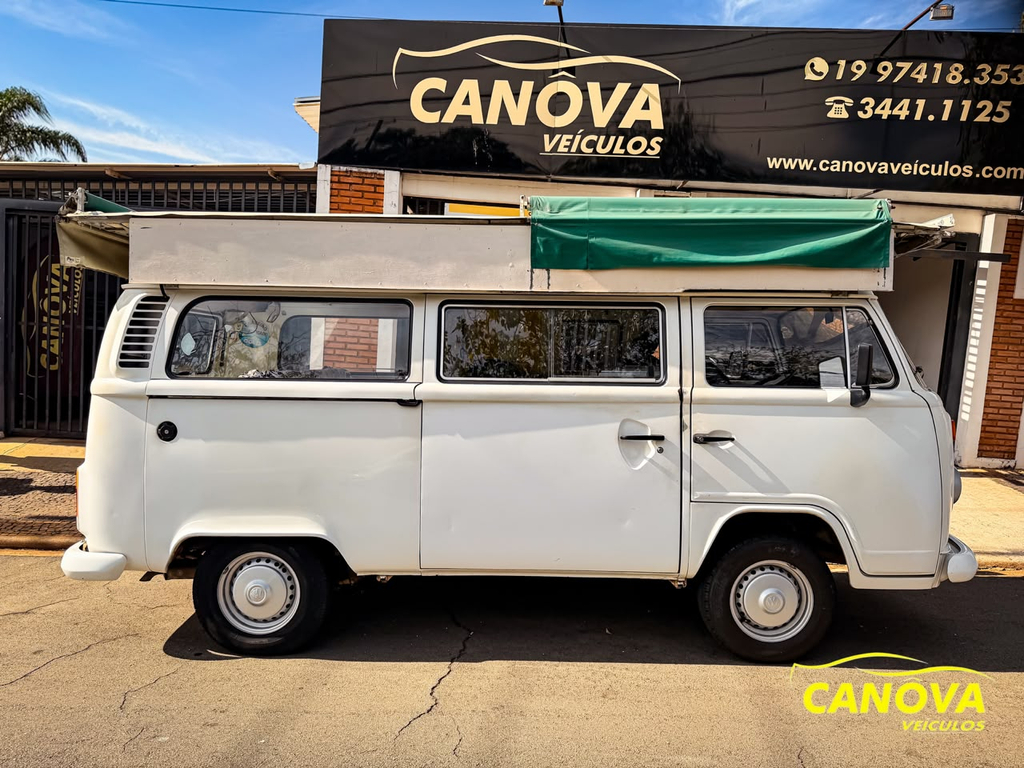 Volkswagen Kombi Branco