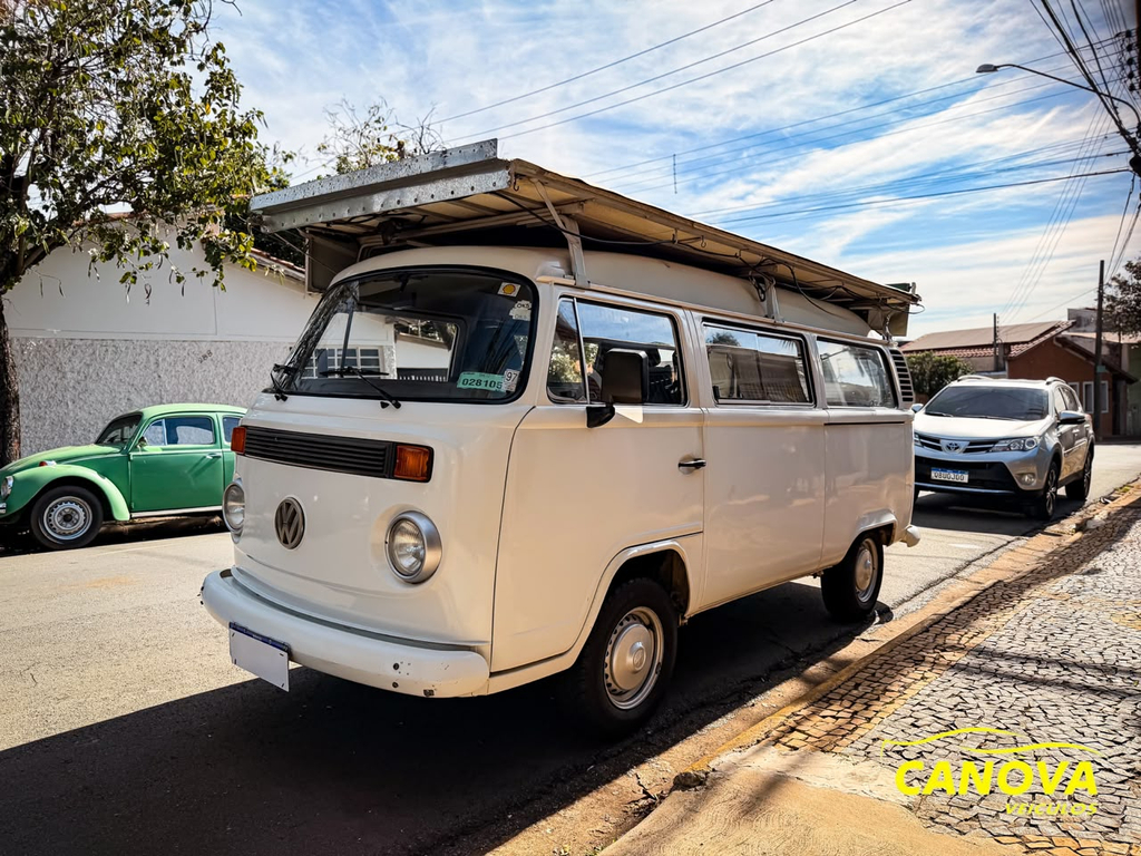 Volkswagen Kombi Branco
