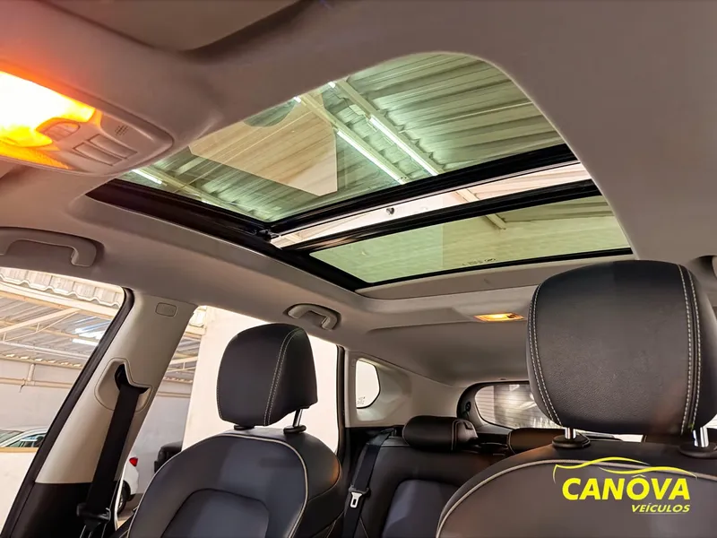 Chevrolet Tracker Preto