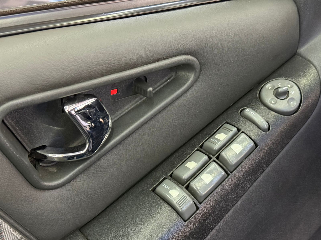 Chevrolet Blazer Cinza