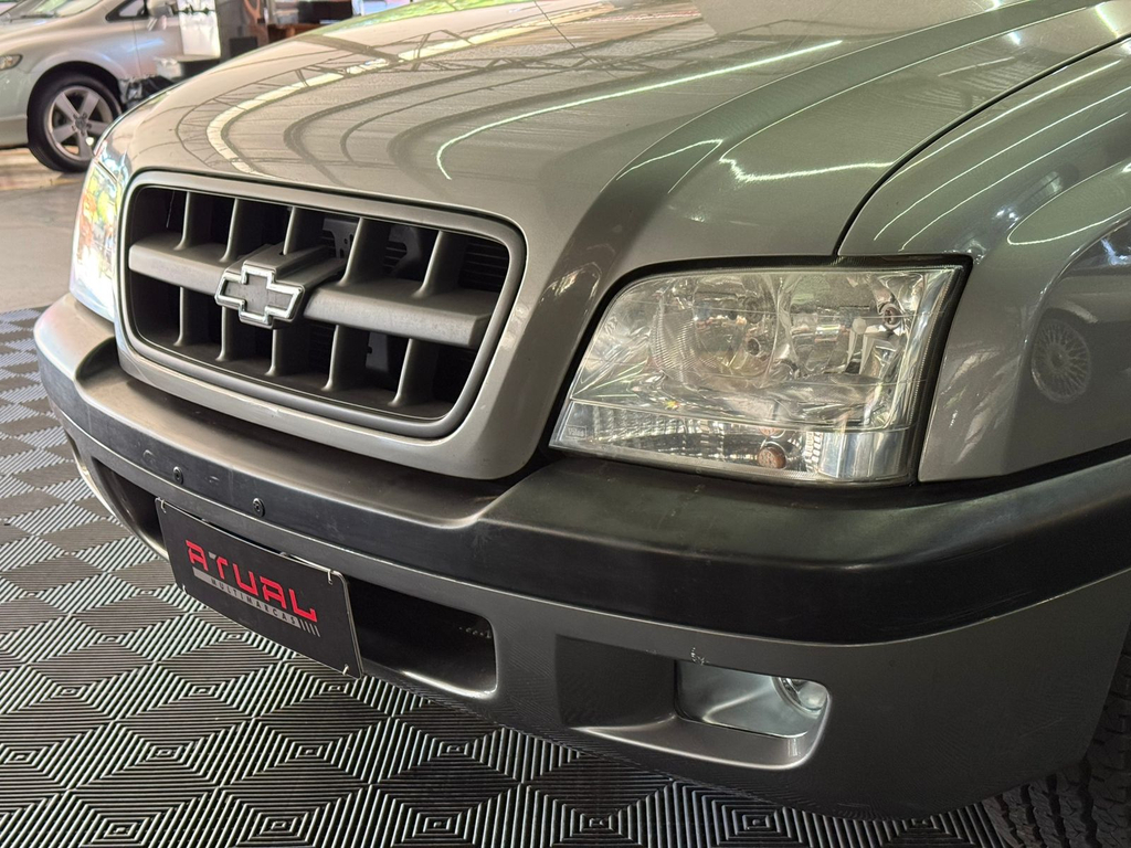 Chevrolet Blazer Cinza