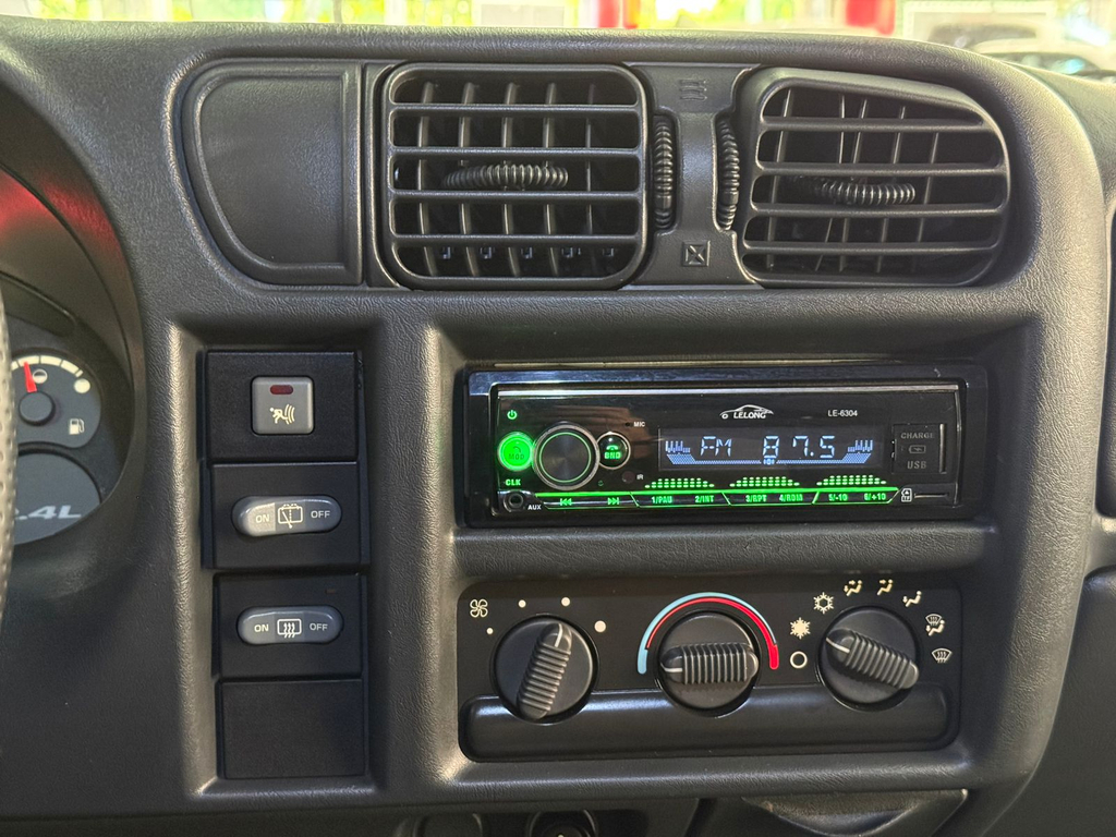 Chevrolet Blazer Cinza