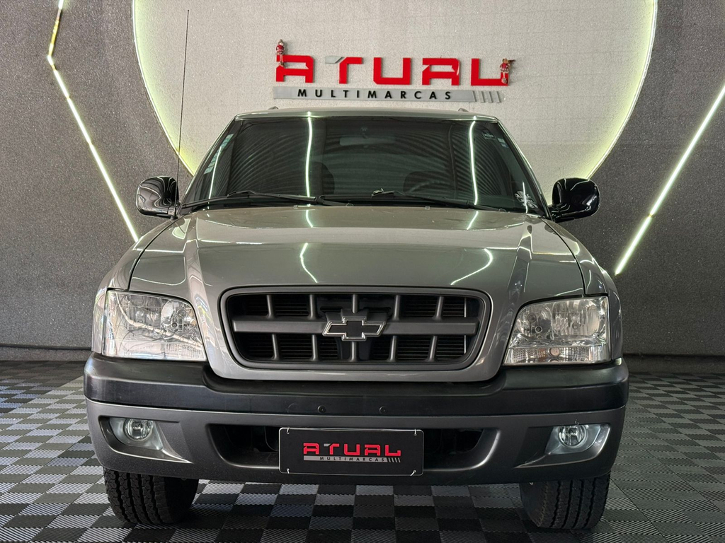 Chevrolet Blazer Cinza
