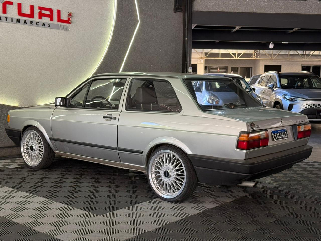 Volkswagen Voyage Prata