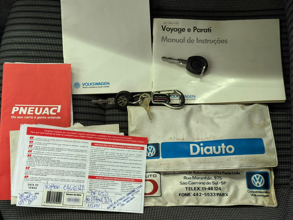 Volkswagen Voyage Prata