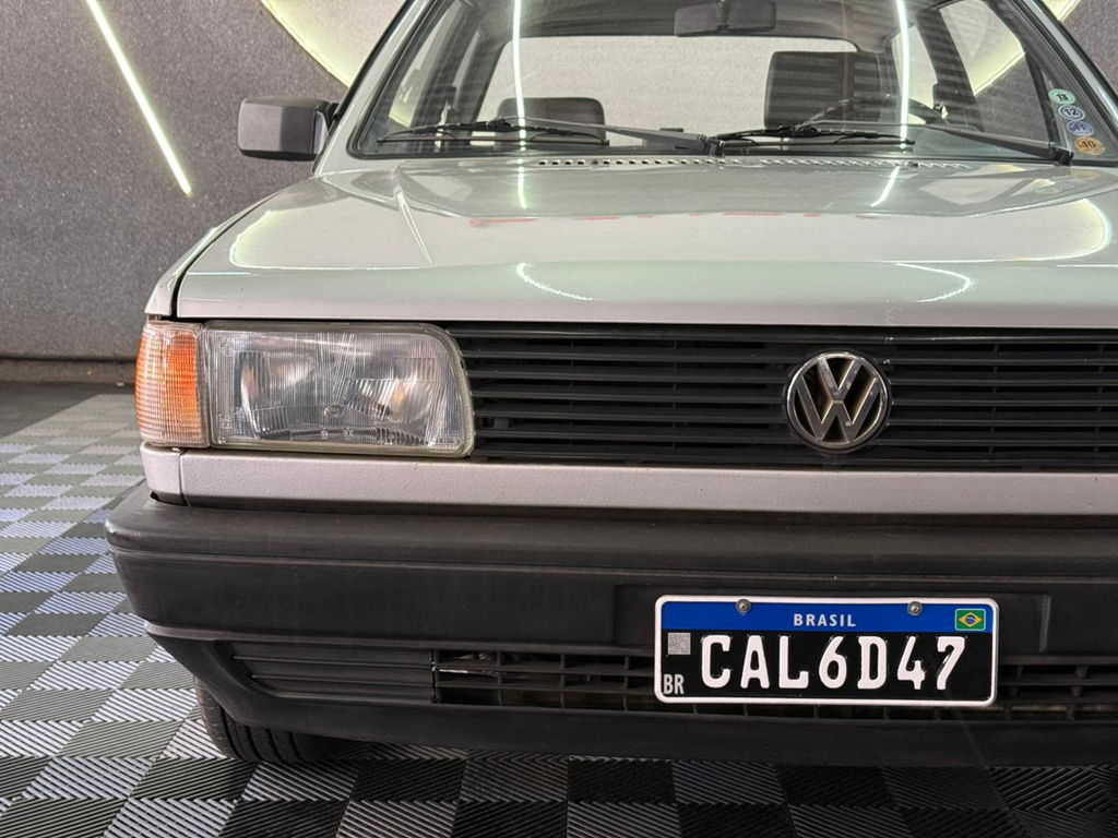 Volkswagen Voyage Prata