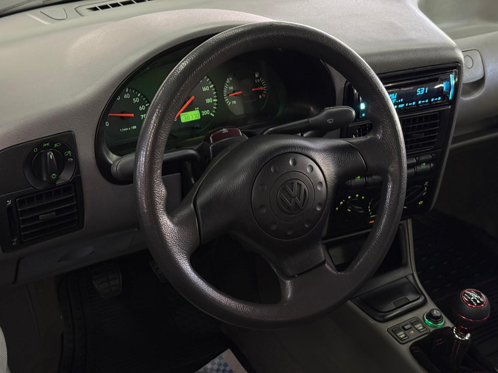 Volkswagen Gol Azul