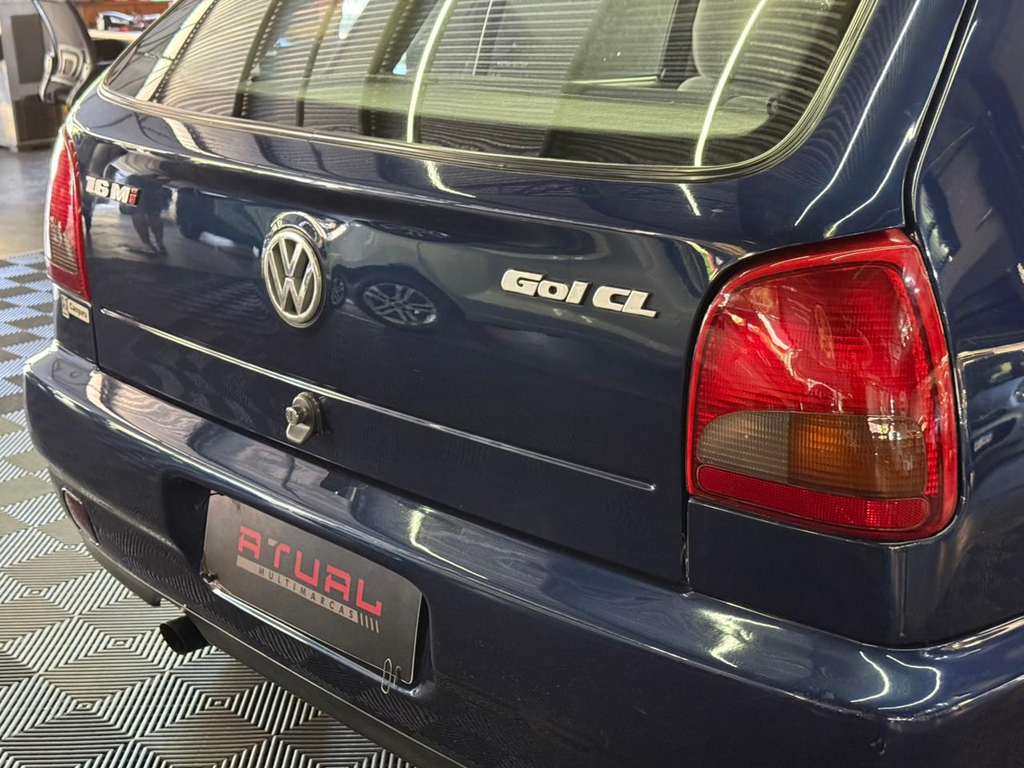 Volkswagen Gol Azul