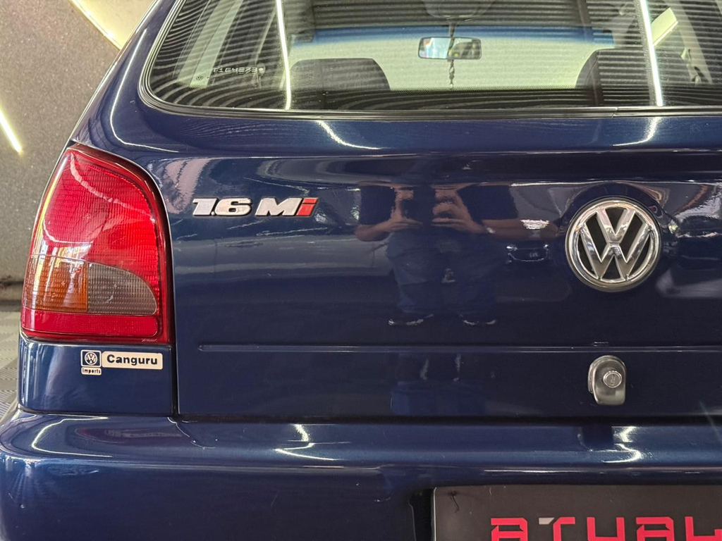 Volkswagen Gol Azul