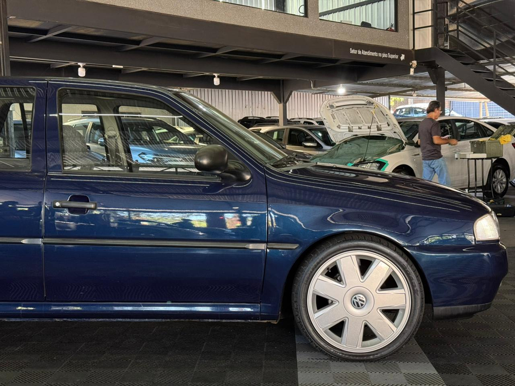 Volkswagen Gol Azul