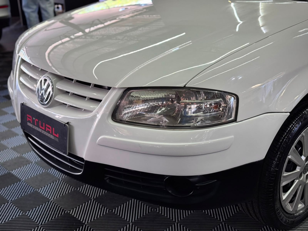 Volkswagen Gol Branco