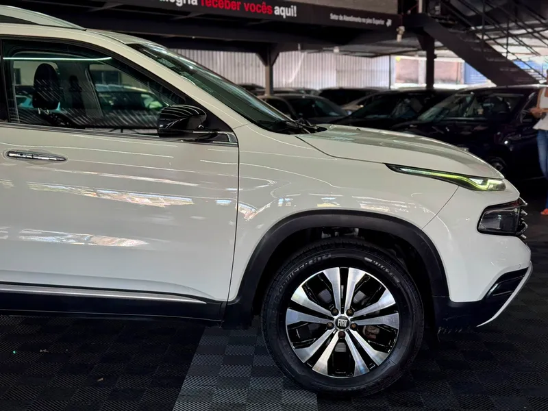 Fiat Toro Branco