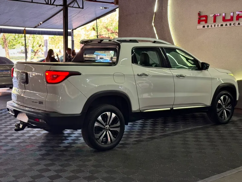 Fiat Toro Branco