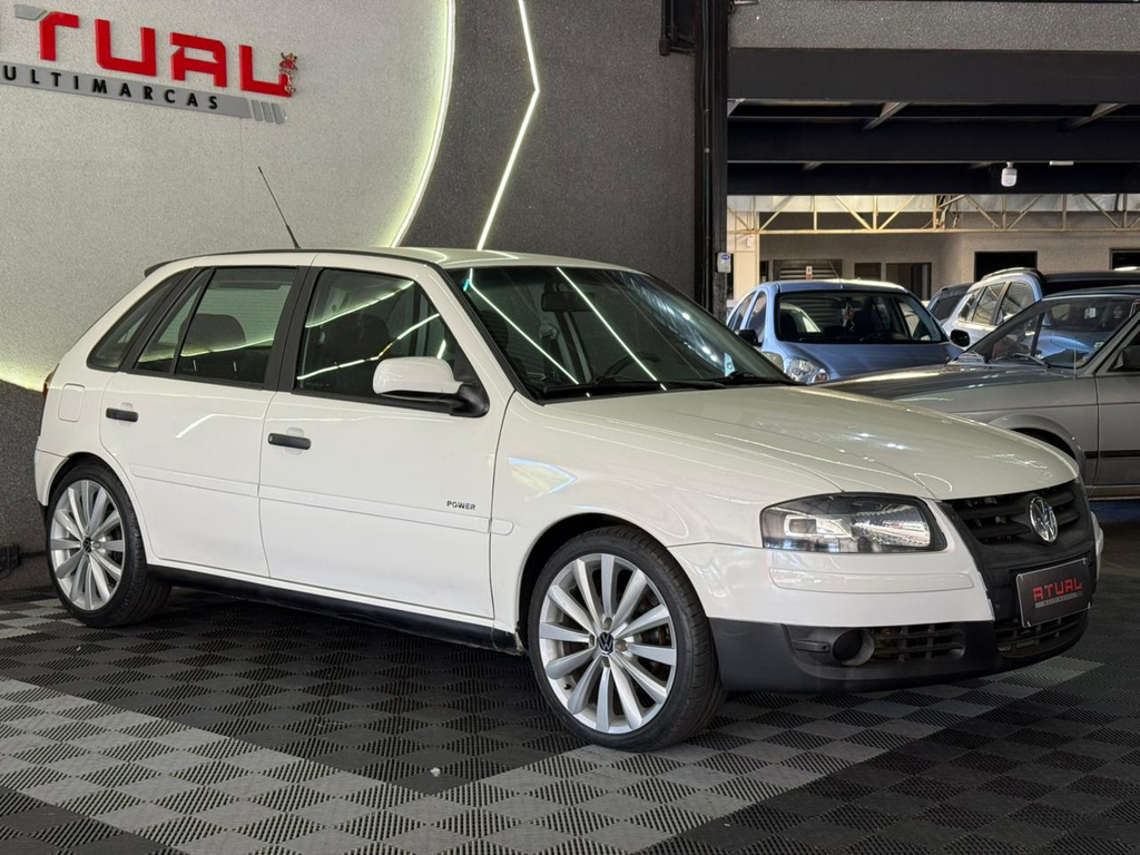Volkswagen Gol Branco