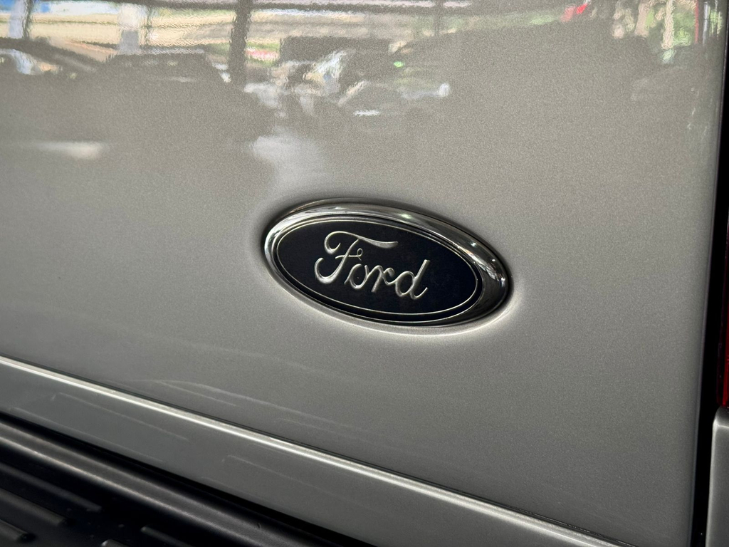 Ford F-250 Prata
