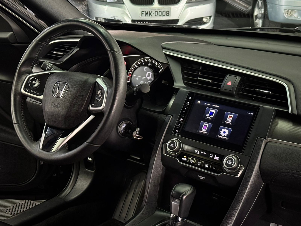 Honda Civic Sedan Preto